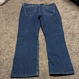 Wrangler Men's Relaxed Boot Cut Blue Jeans 32x30 99 cotton 1 elastane Like New